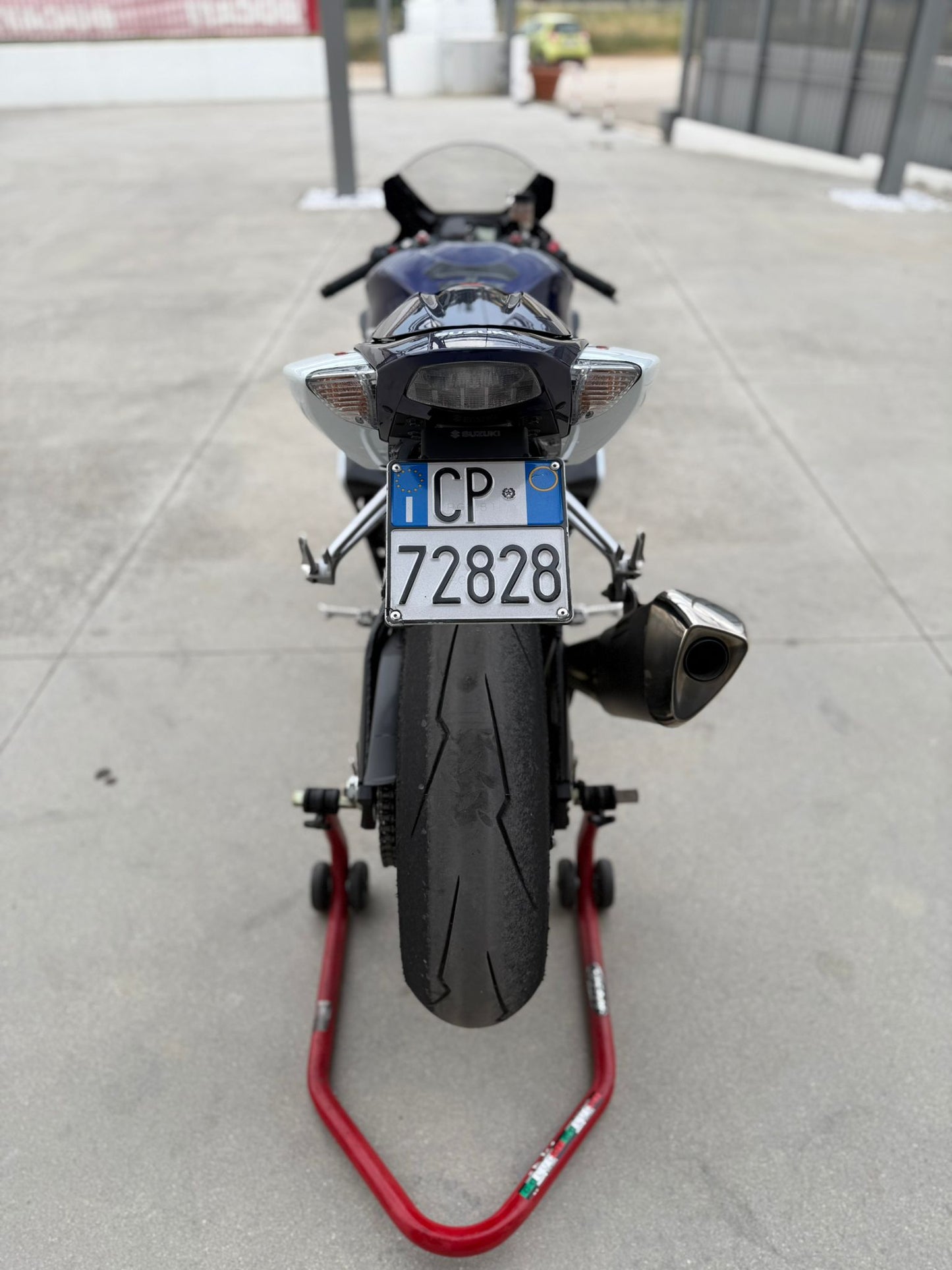 SUZUKI GSX R 1000 K6