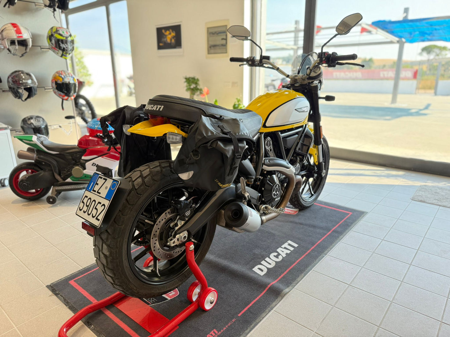DUCATI SCRAMBLER ICON 800