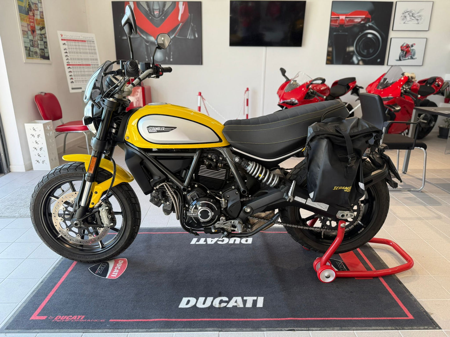 DUCATI SCRAMBLER ICON 800