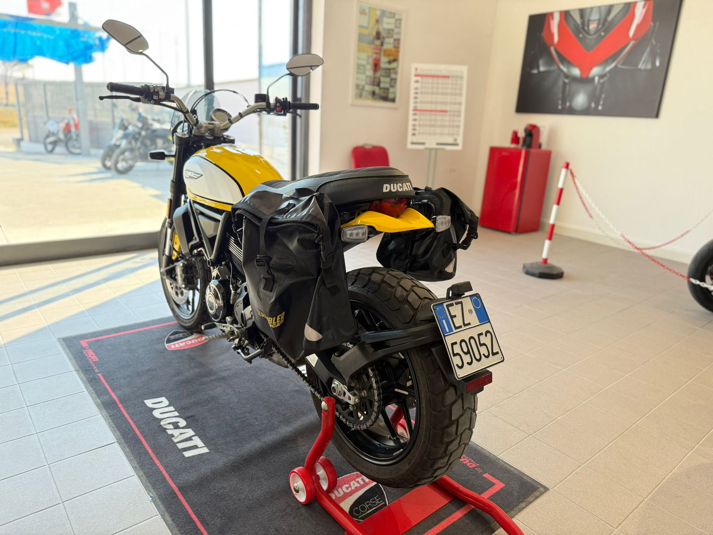 DUCATI SCRAMBLER ICON 800