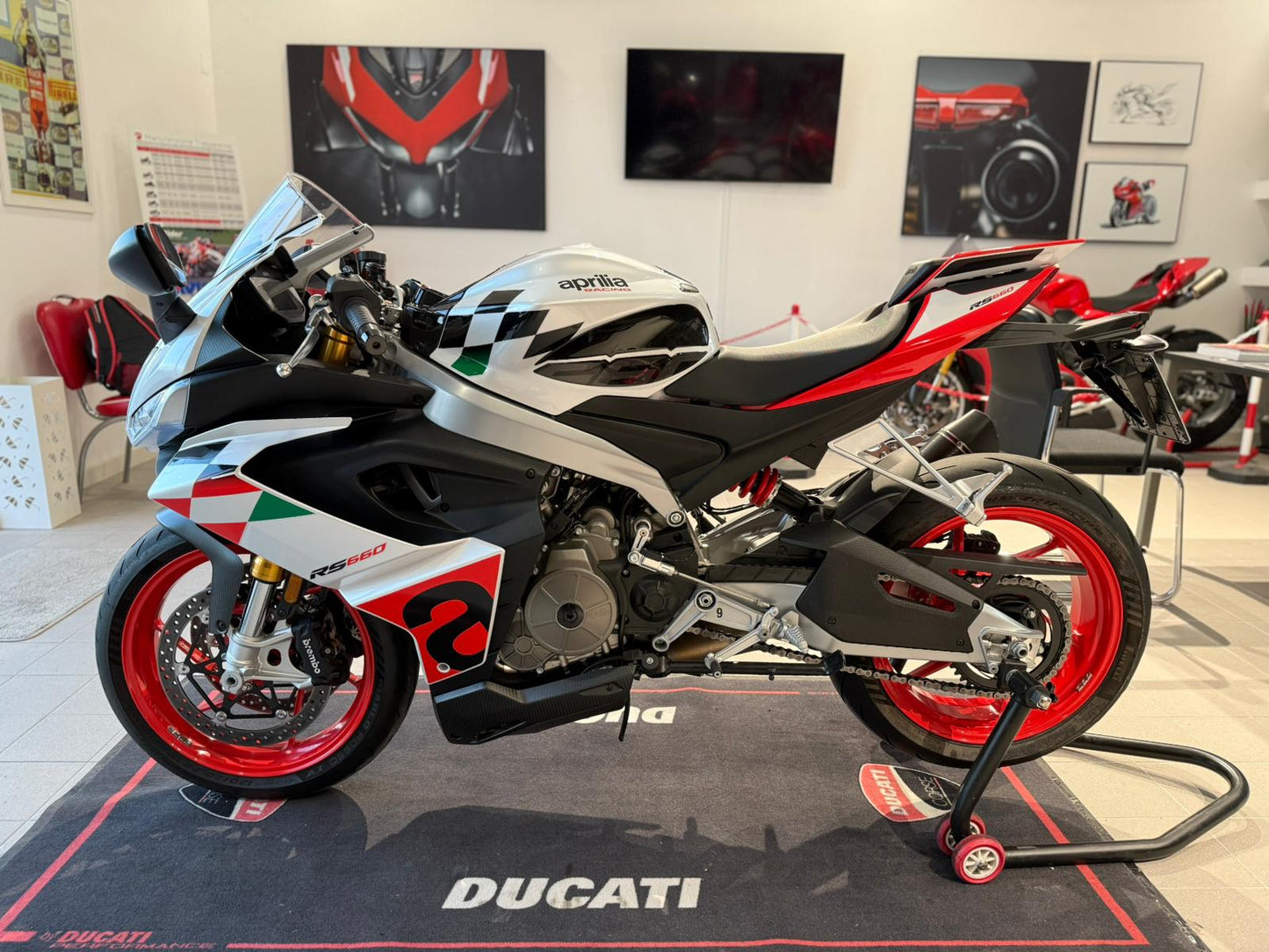 APRILIA RS 660 ESTREMA