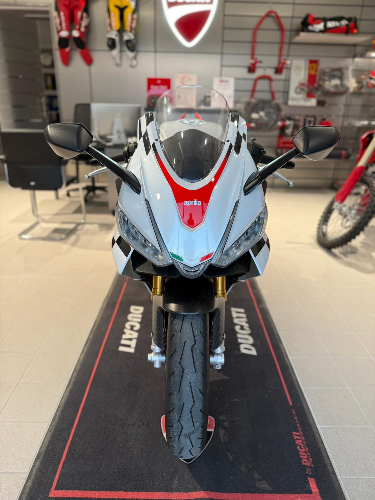 APRILIA RS 660 ESTREMA