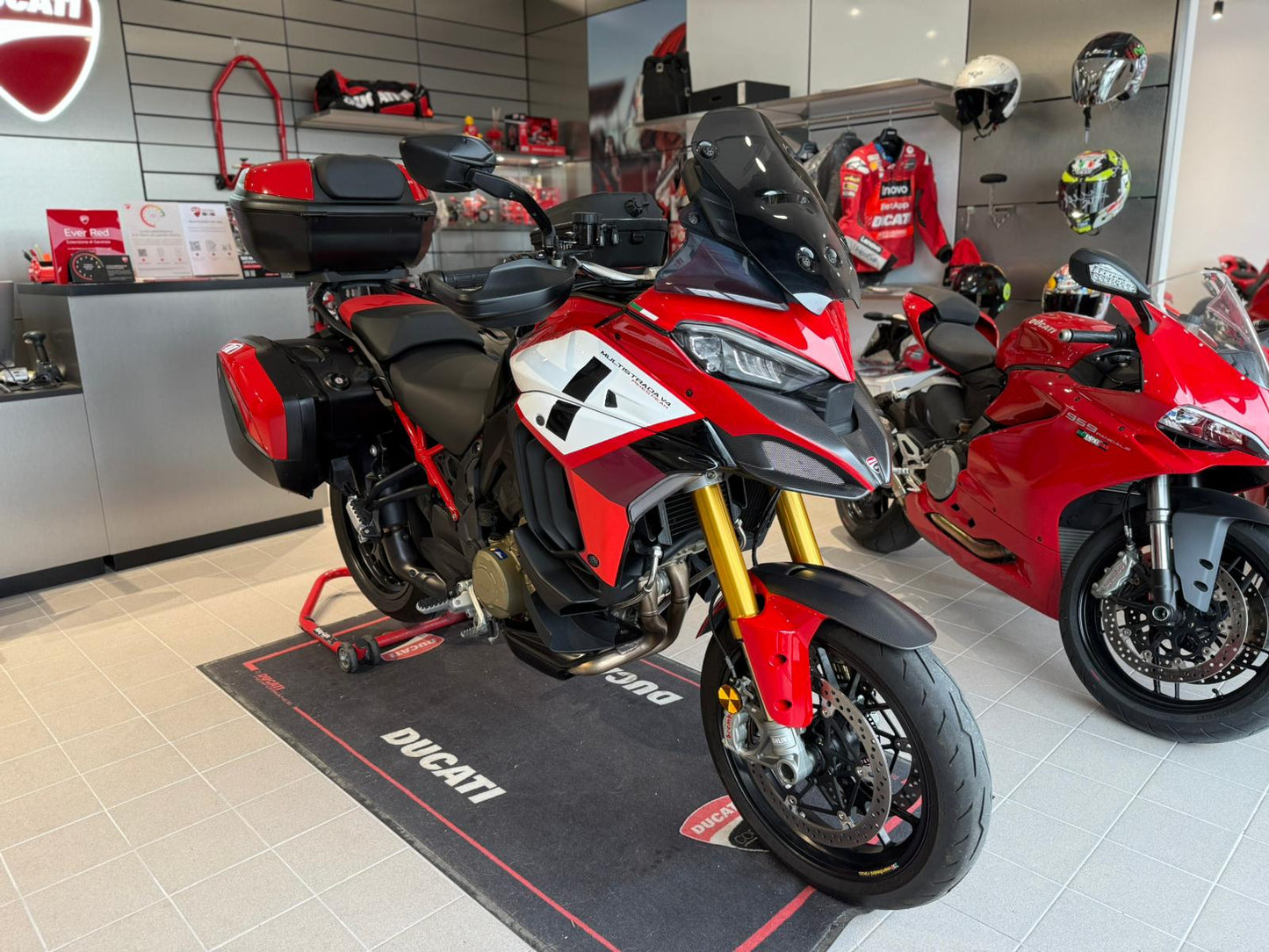 DUCATI MULTISTRADA V4 S PIKES PEAK