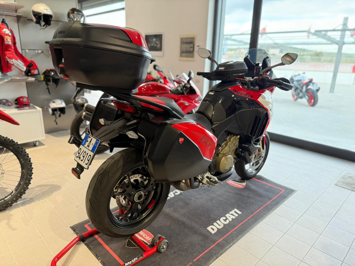 DUCATI MULTISTRADA V4 S PIKES PEAK