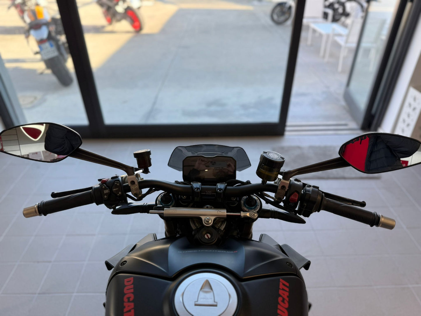 DUCATI STREETFIGHTER V4 S