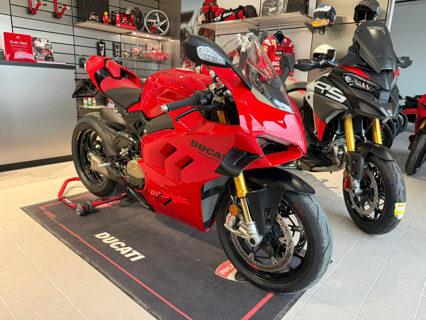 DUCATI PANIGALE V4 S MY 2023-VENDUTO