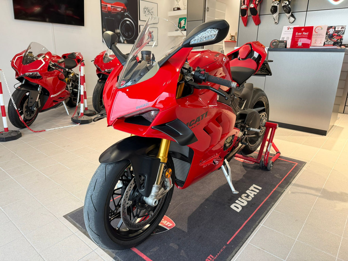 DUCATI PANIGALE V4 S MY 2023-VENDUTO