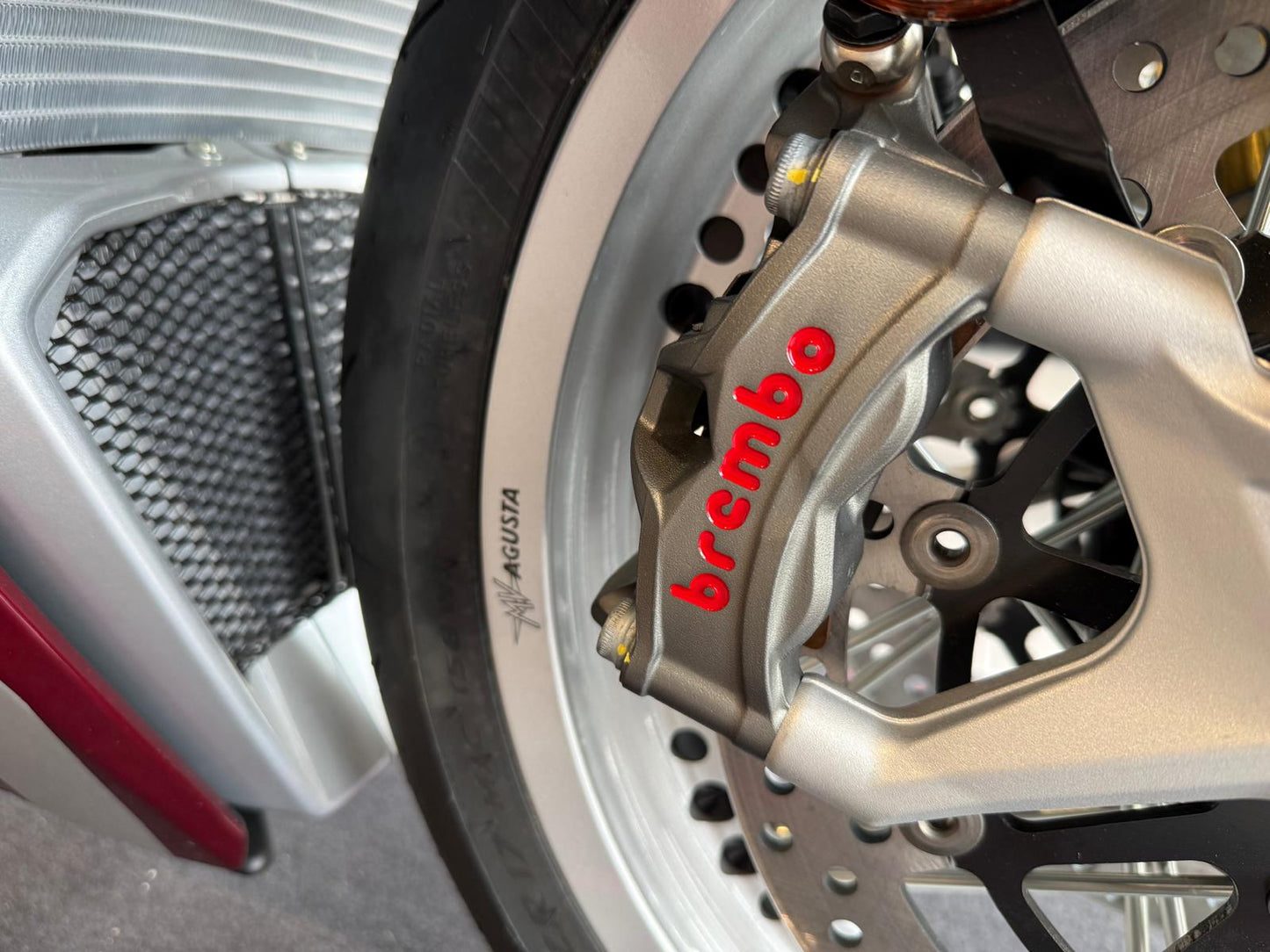MV AGUSTA SUPERVELOCE 800 VERSIONE 98 LIM.NR.293/300