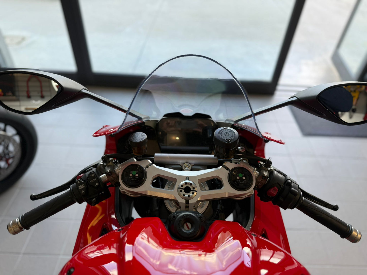 DUCATI PANIGALE V4 MY 2024 SOLI 100 KM