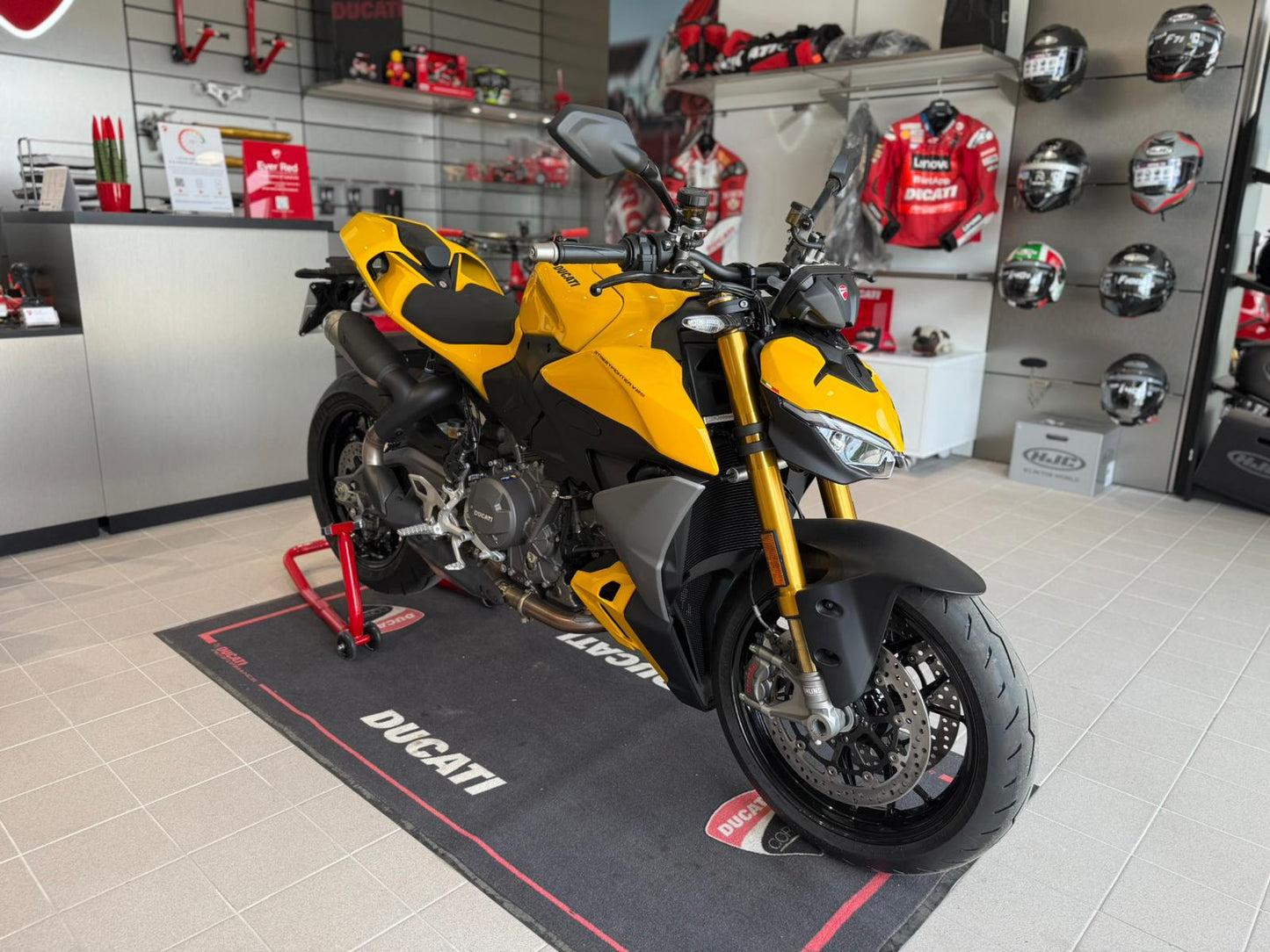 DUCATI STREETFIGHTER V2 S NUOVA