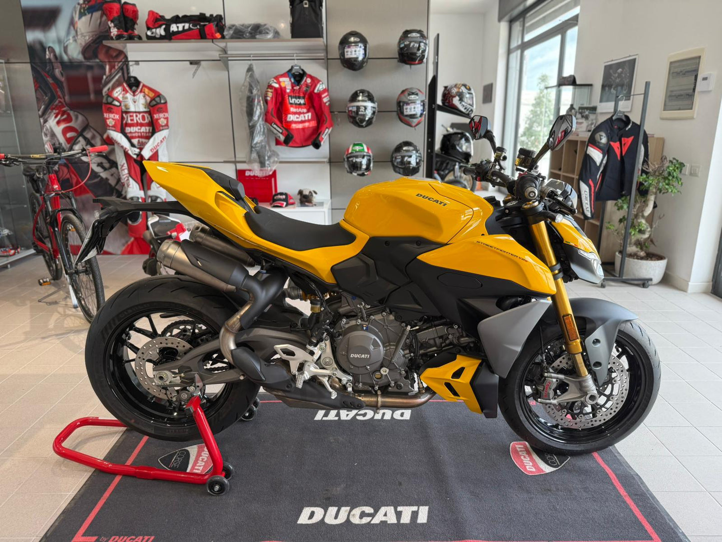 DUCATI STREETFIGHTER V2 S NUOVA