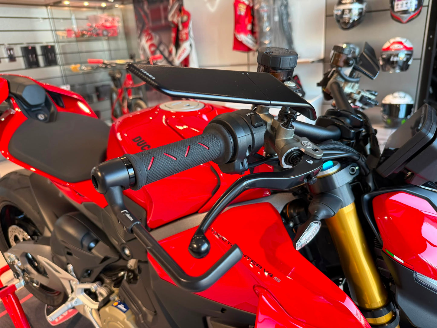 DUCATI STREETFIGHTER V4 S SOLI 800 KM