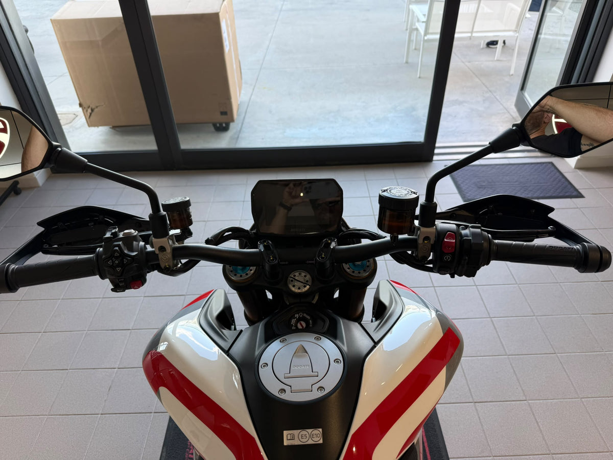 DUCATI HYPERMOTARD V2 SP MY 2026